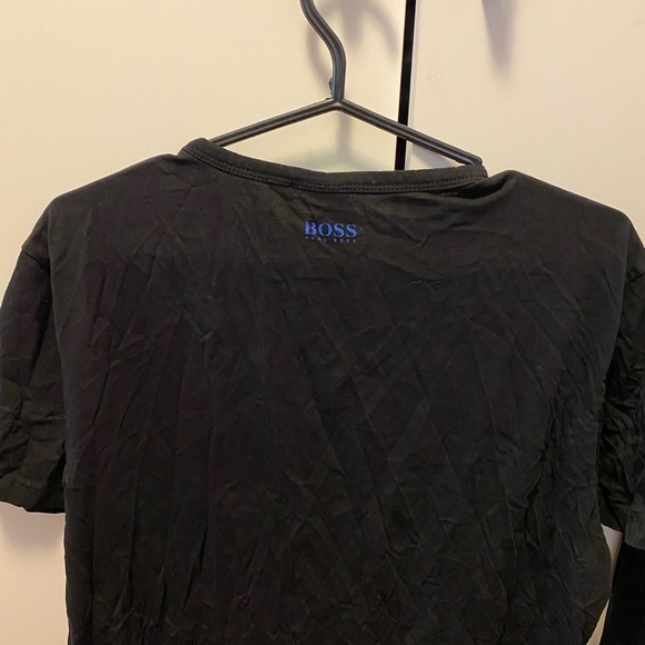 Men’s Hugo Boss Tshirt - Picture 5 of 6